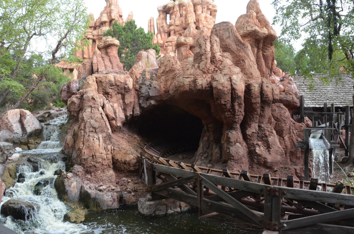 Derailment in one of Thunder Mountain's tunnels was due to improper maintenance