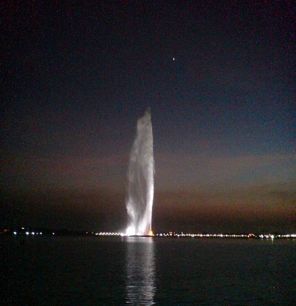 King Fahd's Fountain in Jeddah is the tallest fountain in the world