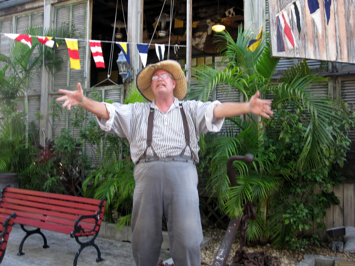 A "lumper" welcoming visitors to the museum.