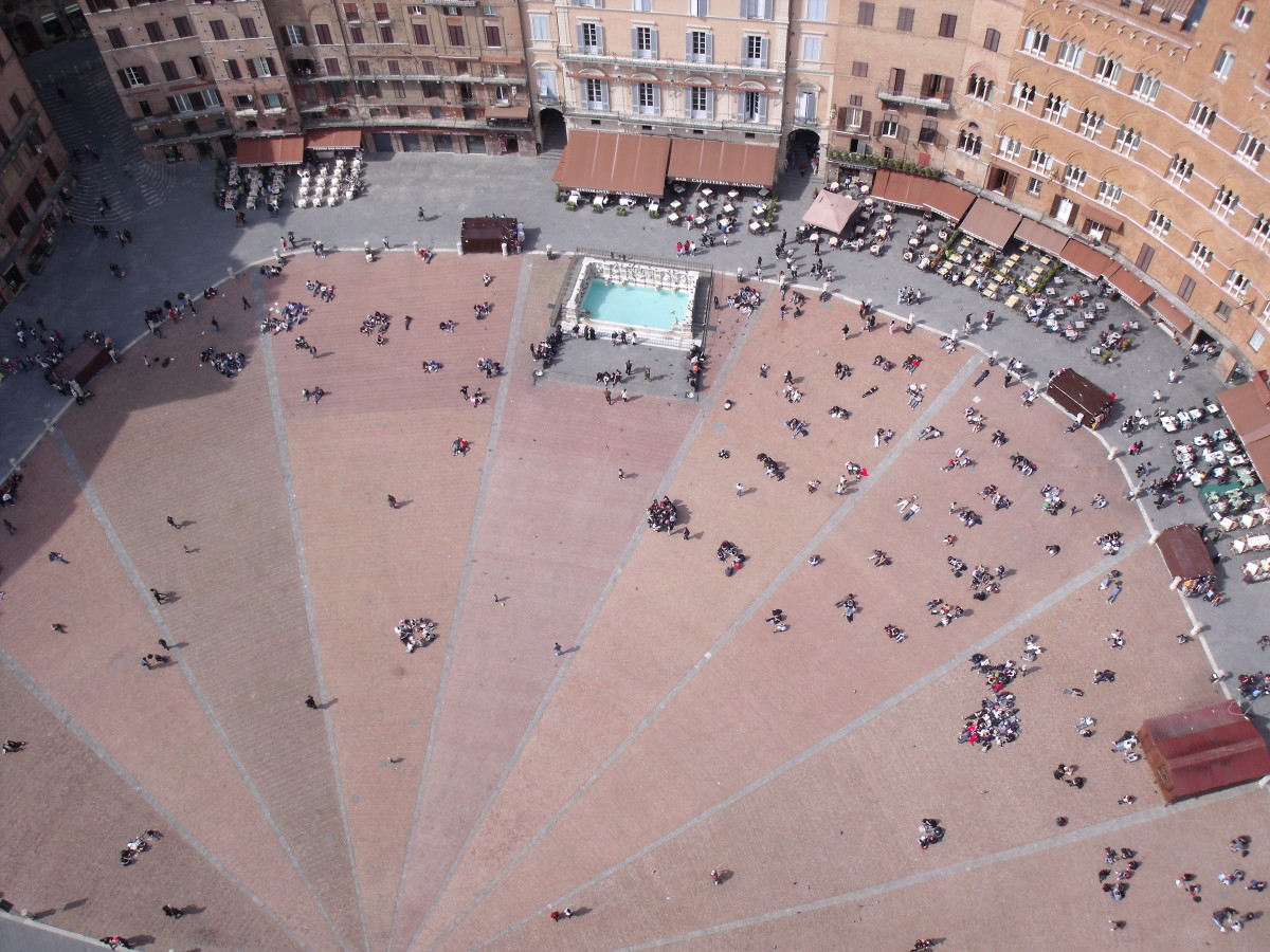 Piazza del Campo from above