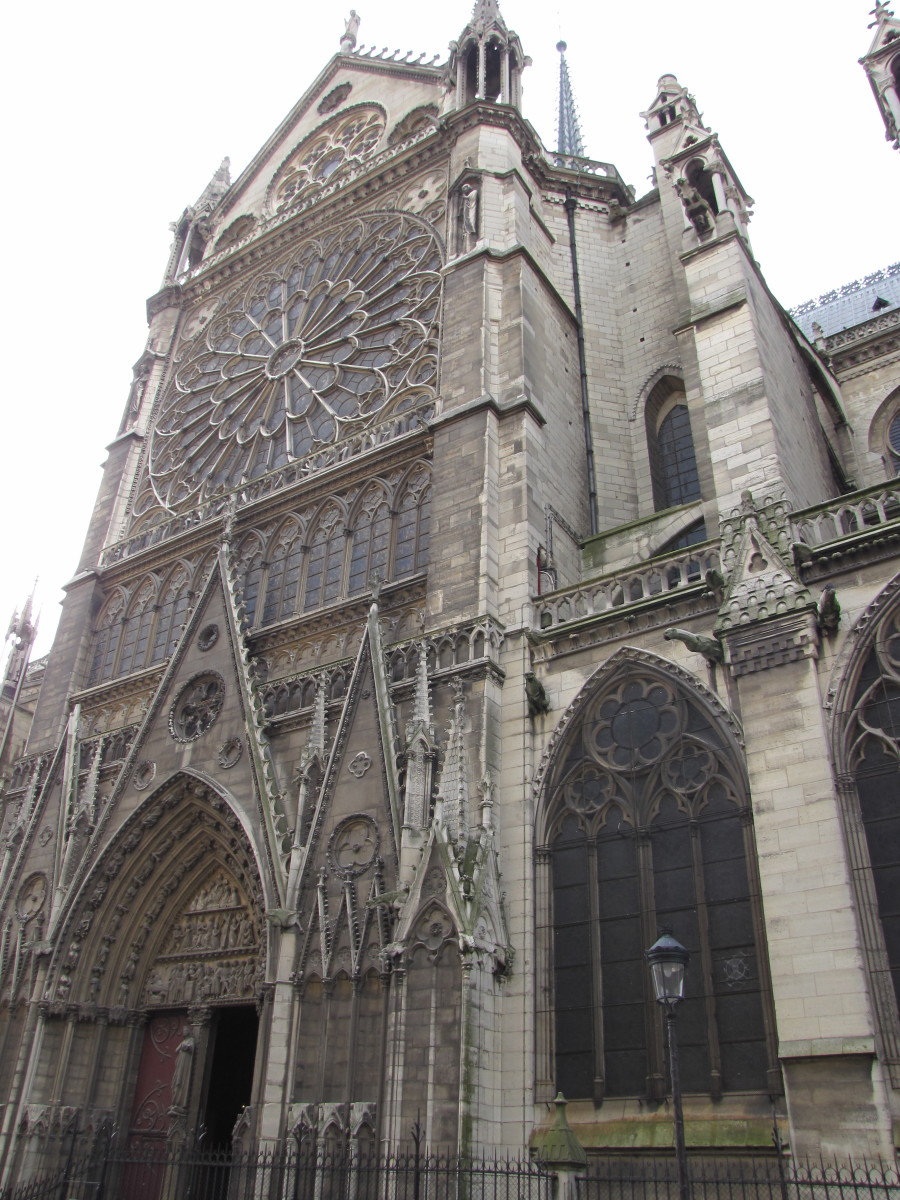 North facade of Notre Dame showing the exterior of the north rose window.