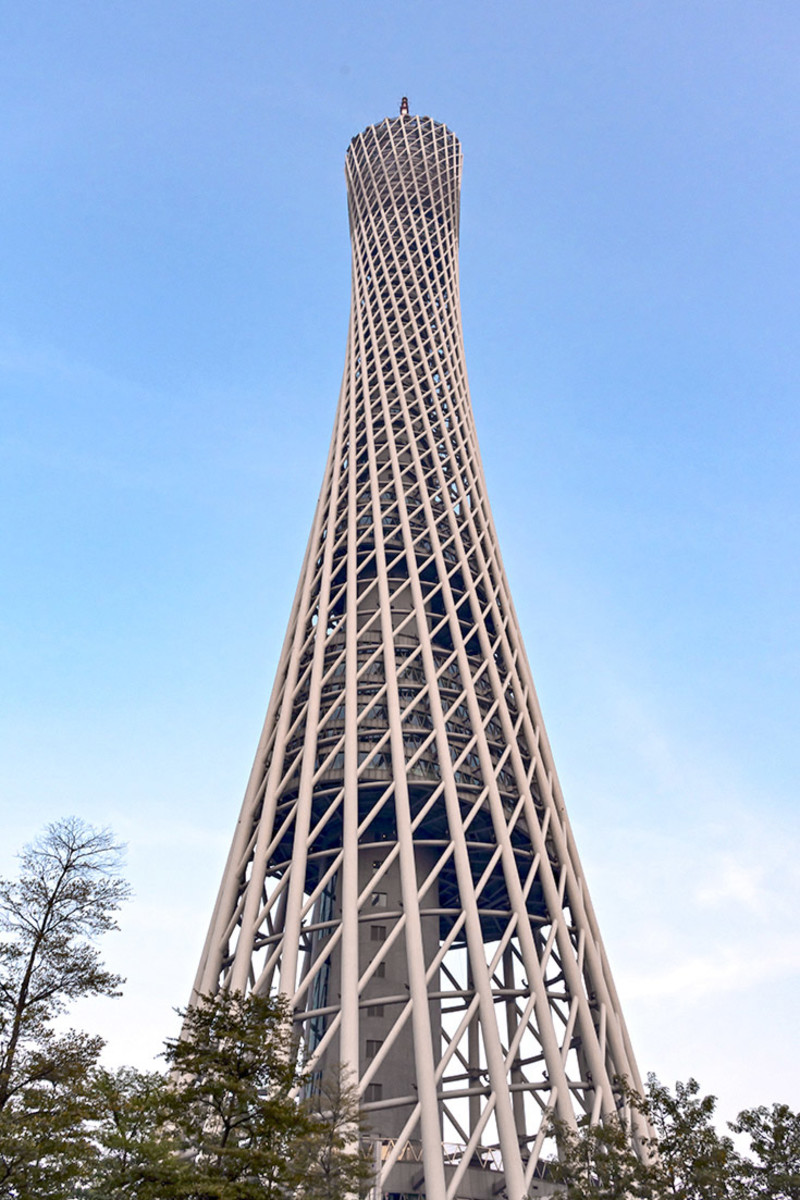 Canton Tower at 5.30 pm. The hyperboloid design is mesmerizing!