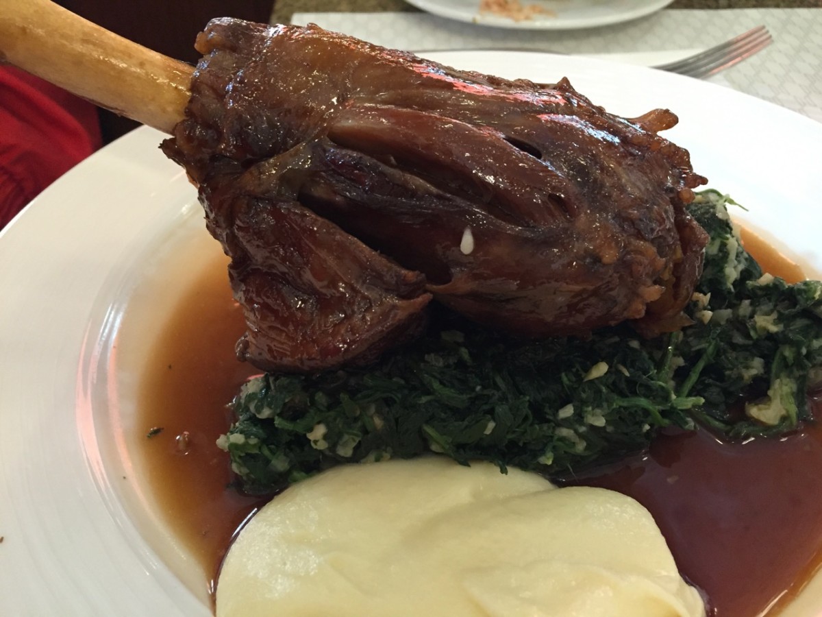 A small serving of lamb shanks on truffled pureed potatoes (c) A. Harrison