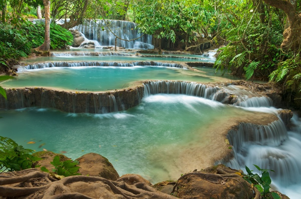 top-5-best-waterfalls-in-laos