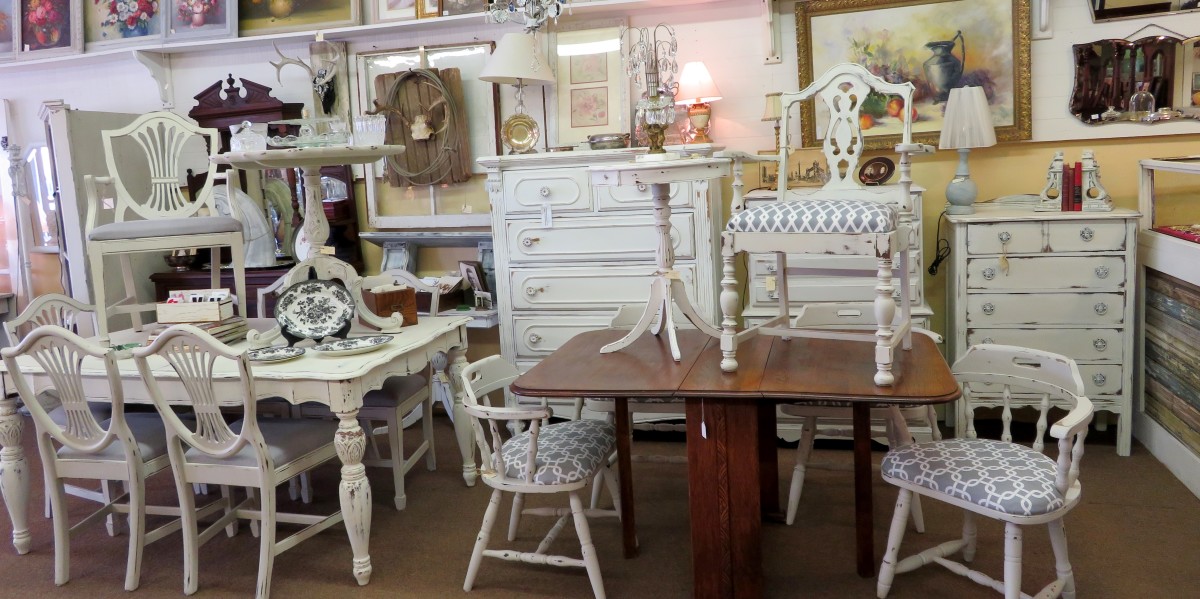 Red Queen's Attic Antique Shopper's Delight in Rosenberg, TX