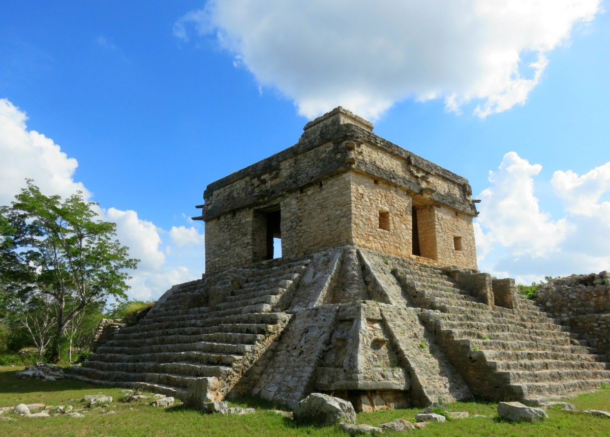 Visiting the Mayan Ruins of Dzibilchaltún in Mexico - WanderWisdom