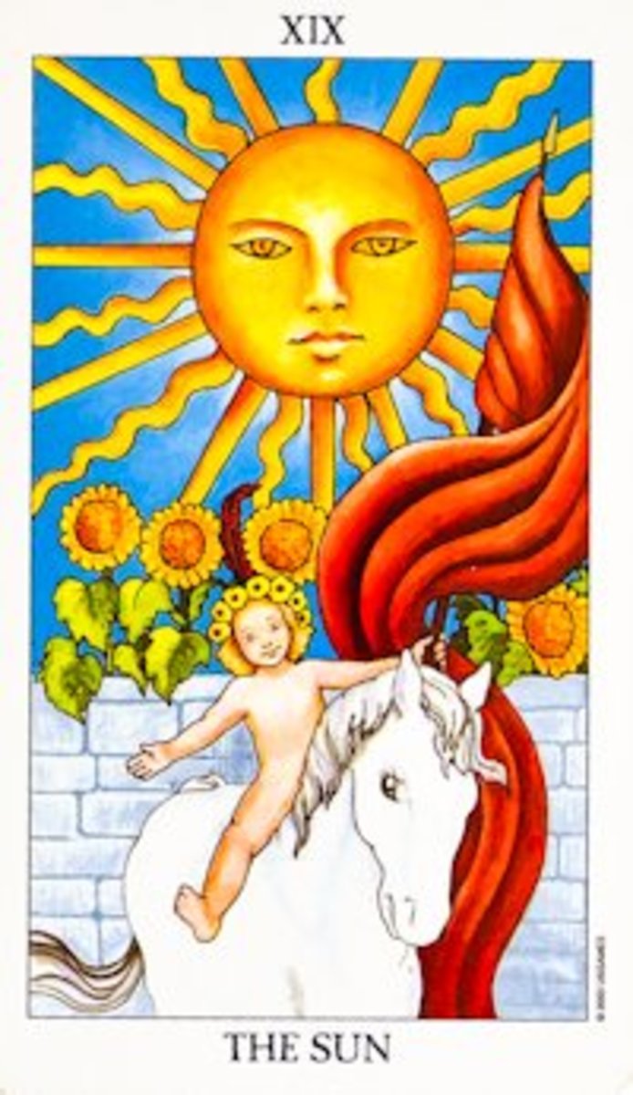 最常见的“太阳”塔罗牌卡。”decoding=