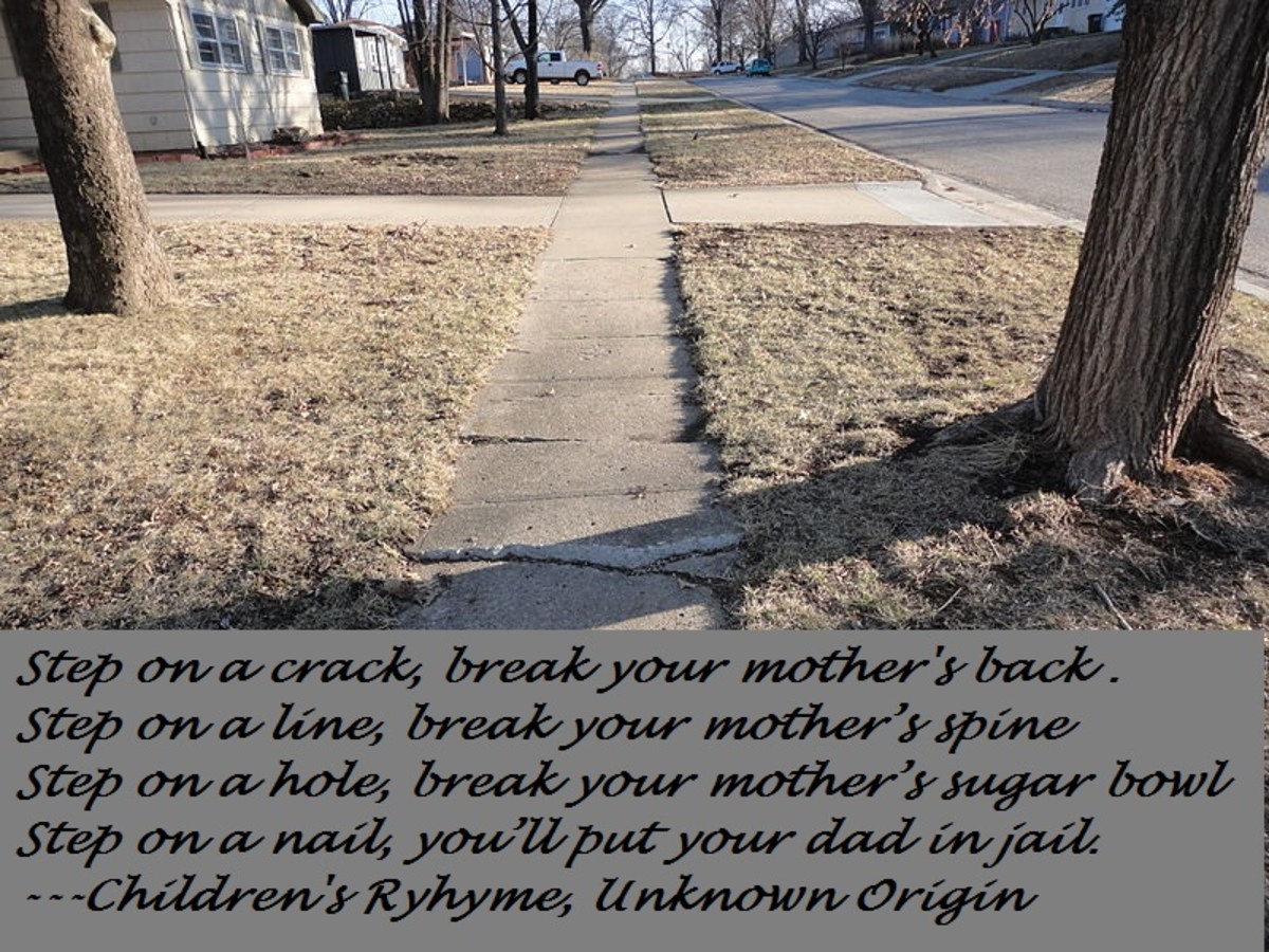 step on a crack, break your mother's back的词源可能只是押韵的词语。