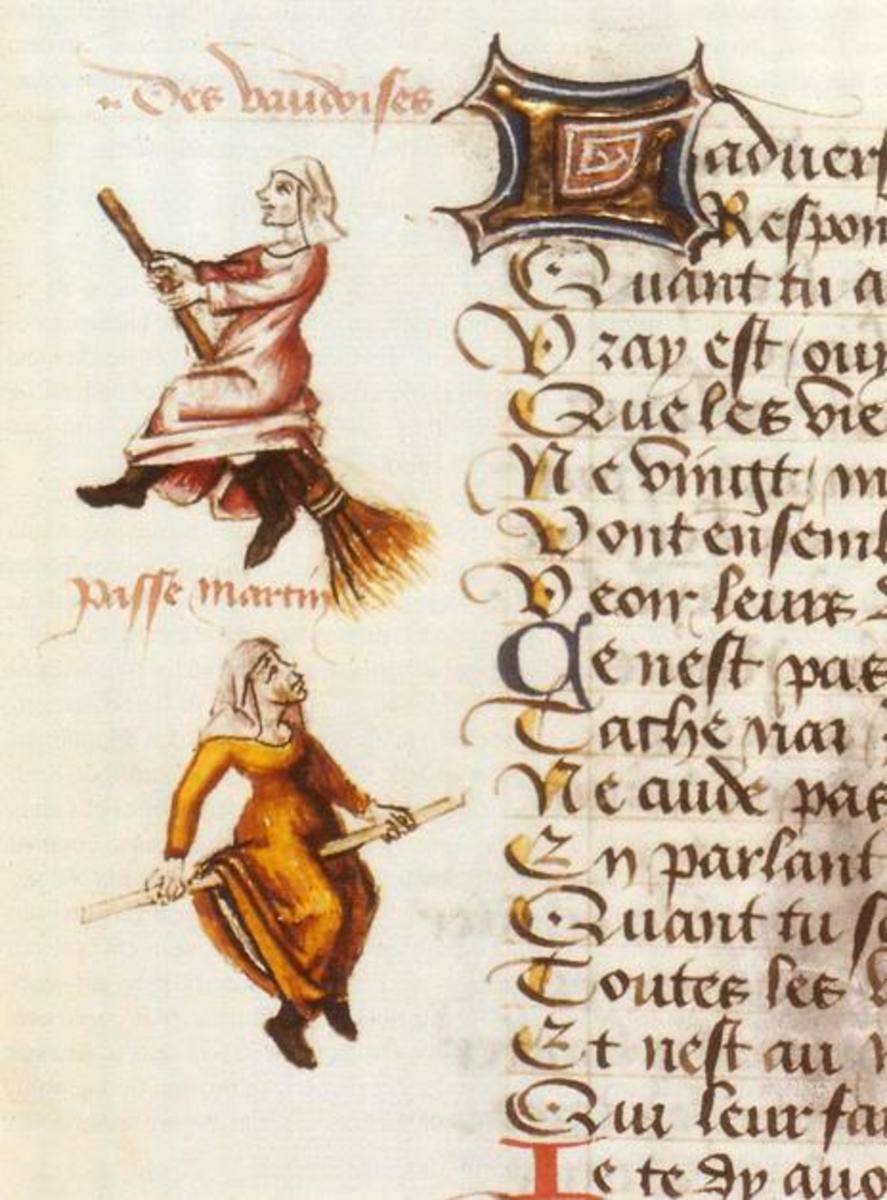 来自一份中世纪手稿的照明，描绘了骑在扫帚上的女巫