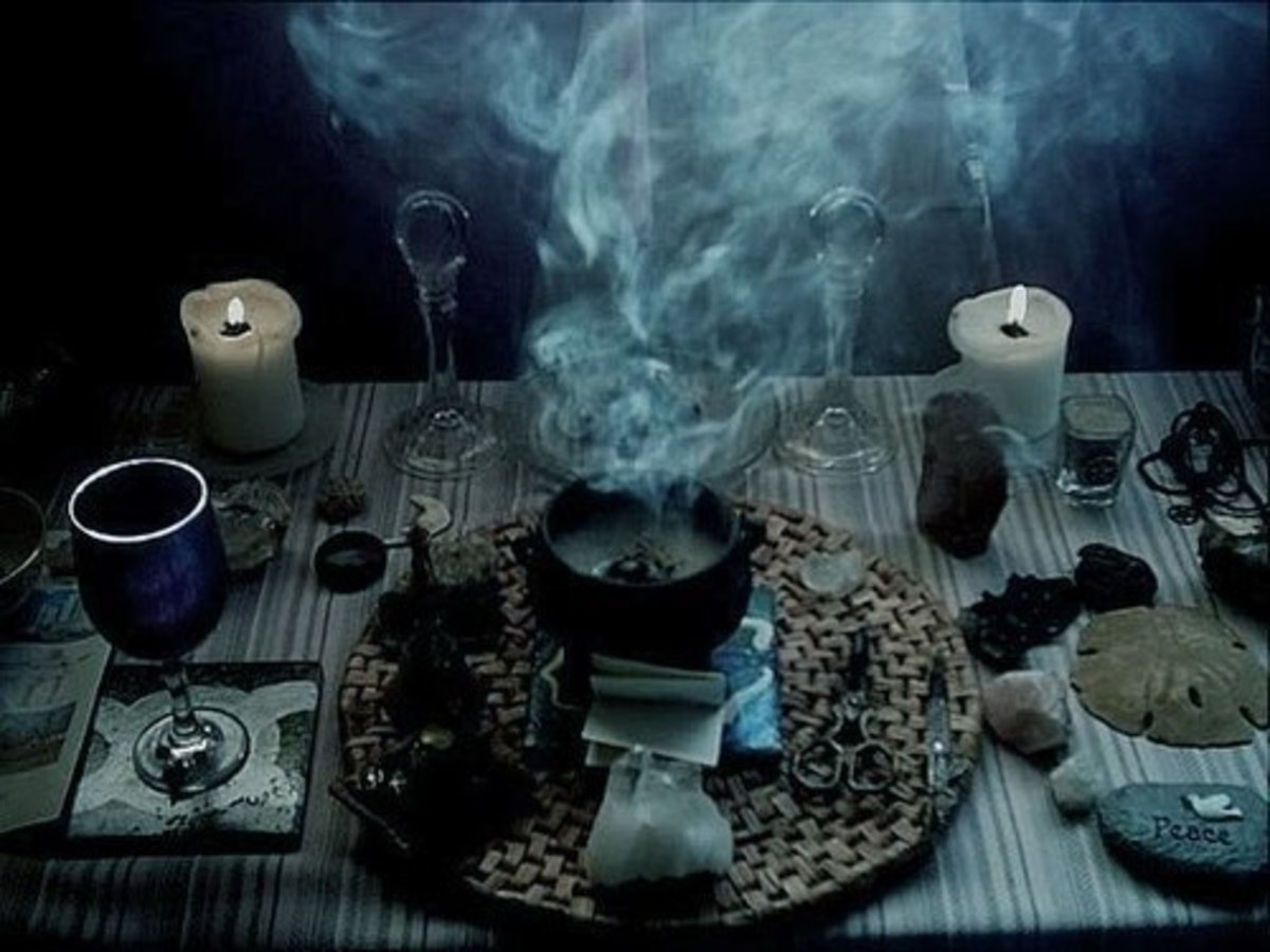 法术和药剂通常用于行巫术。