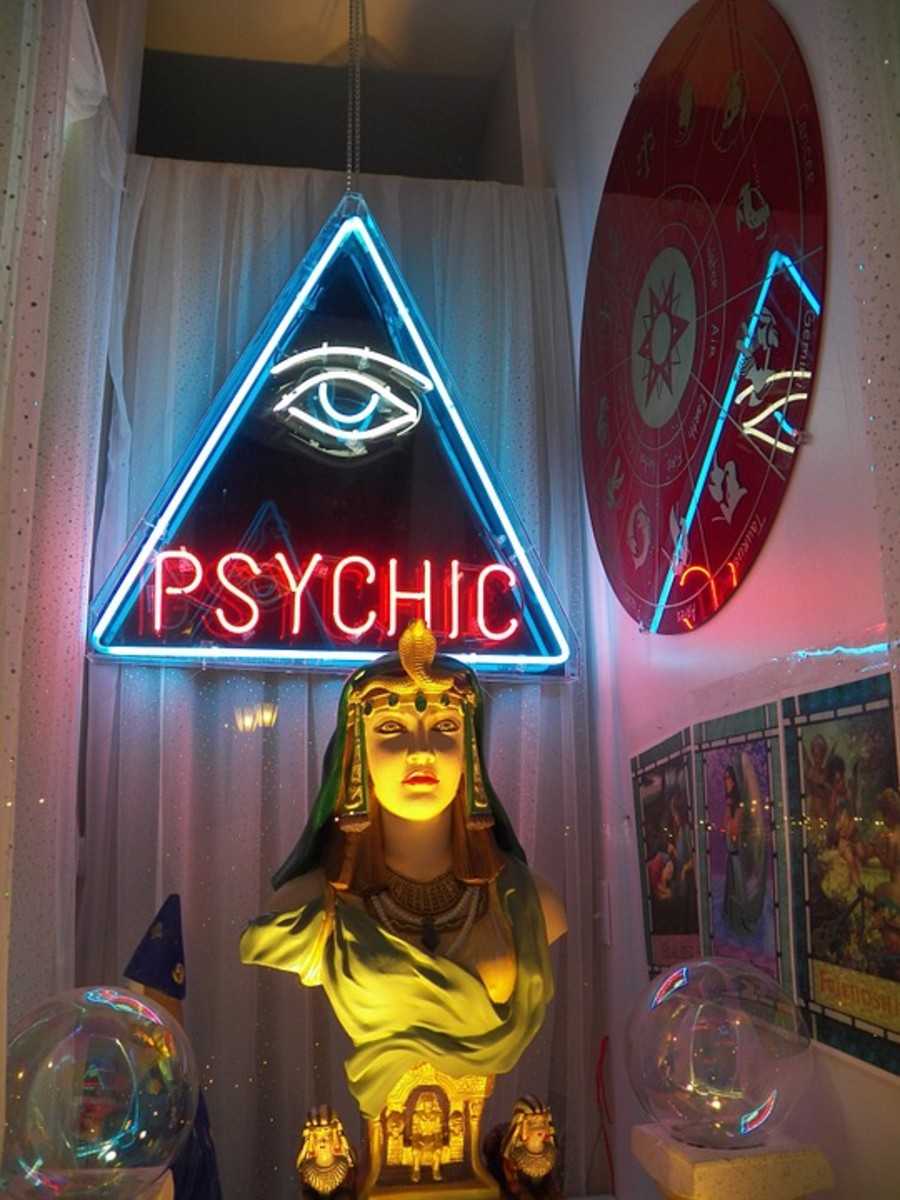 new-yorks-psychic-tea-rooms