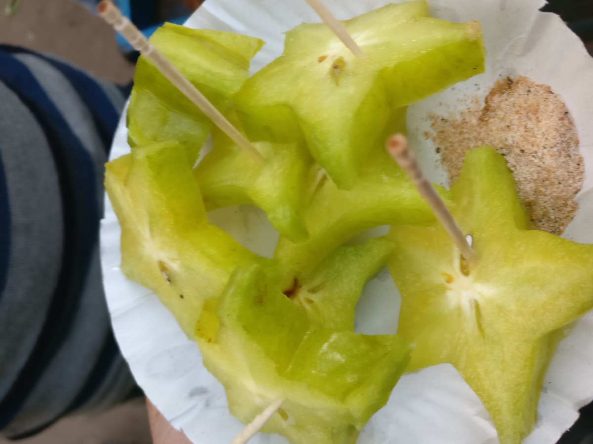 Starfruit is one the more refreshing and healthy street foods you can try in Calcutta.