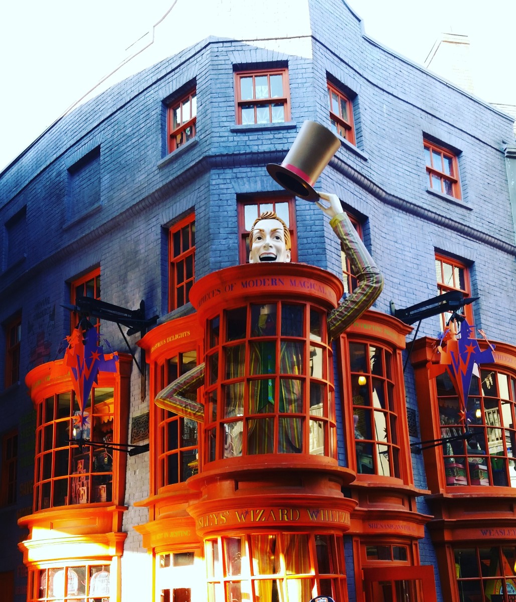 The Complete Guide to the Wizarding World of Harry Potter