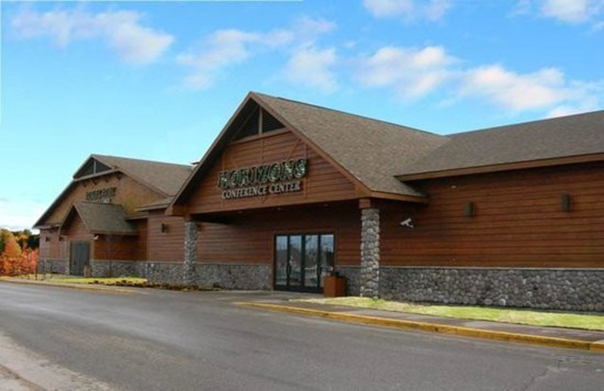 casinos in upper michigan with hotels