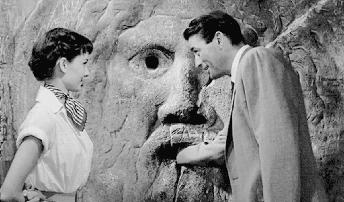 Audrey Hepburn & Gregory Peck in Roman Holiday.