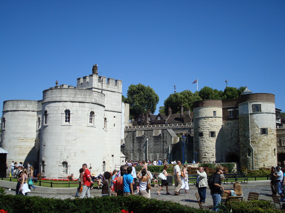 The Tower of London - Her Majesty's Fortress