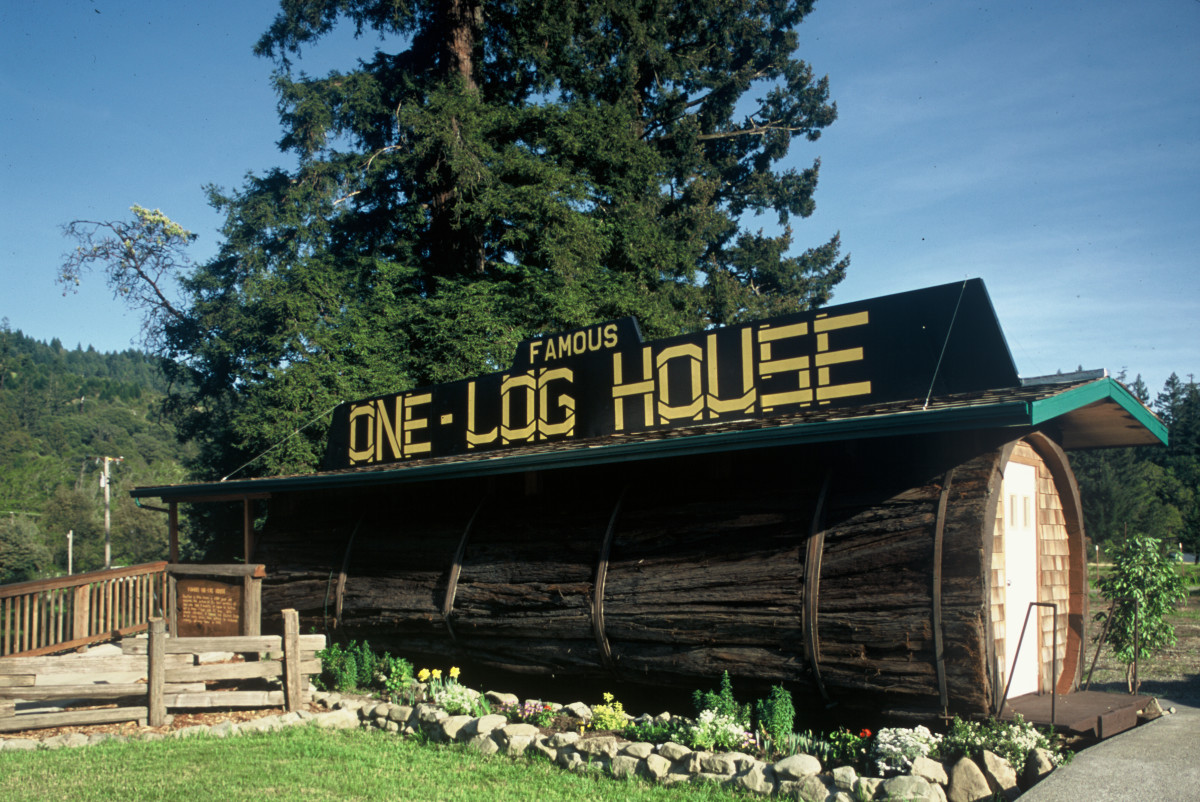 Kitschy Roadside Tourist Attractions in the California Redwoods