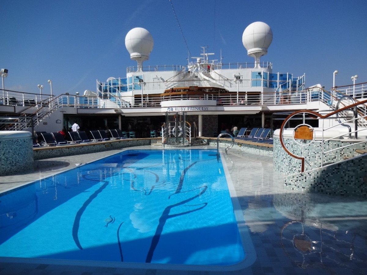 The best time to enjoy the pool is while passengers are on shore.