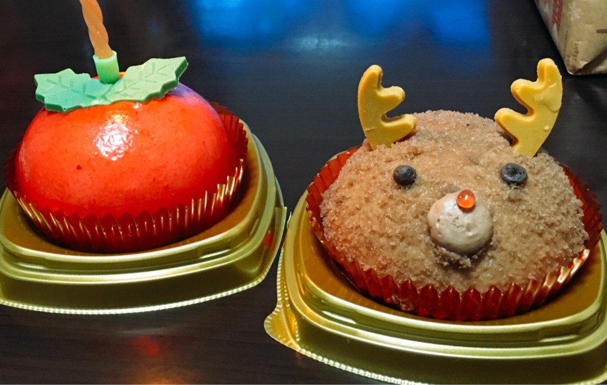 Mini Christmas cakes