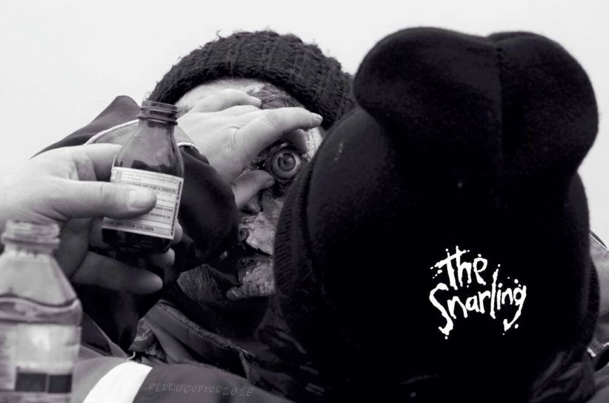 the-snarling-indie-horror-comedy-review