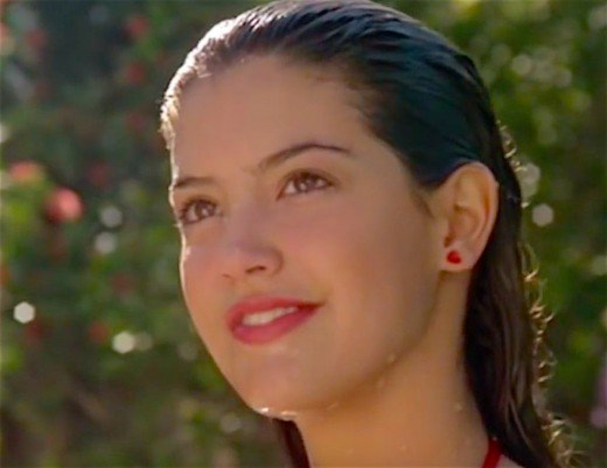 Phoebe Cates was the fantasy lover for Judge Reinhold in Fast Times At Ridgemont High.