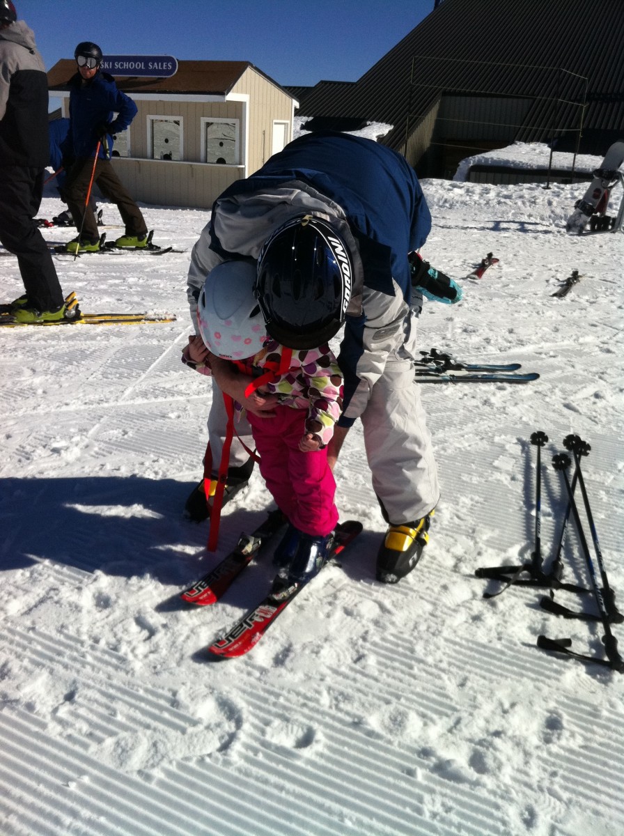 How to Teach a Kid to Snow Ski Using a Harness SkyAboveUs