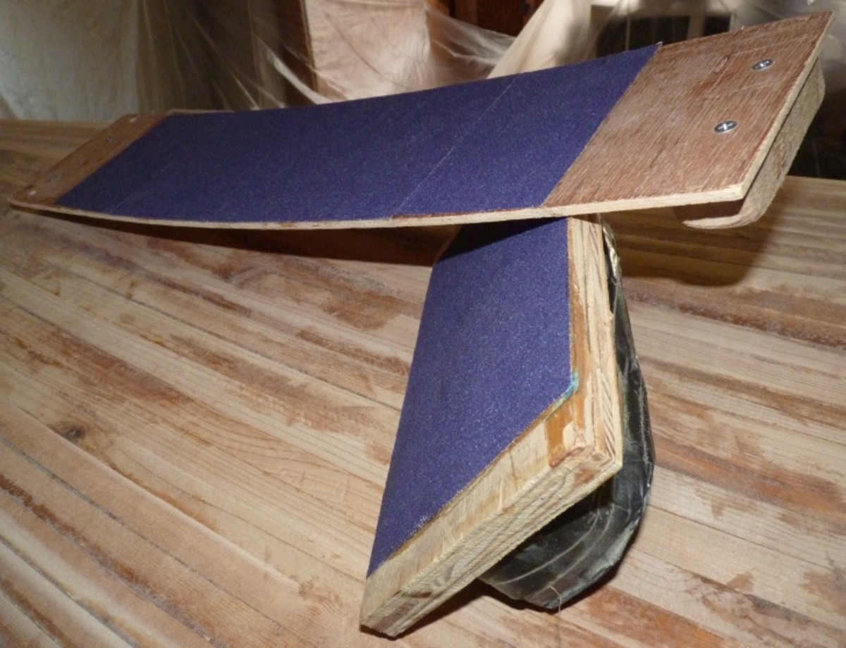 building-a-cedar-strip-canoe-the-details-sanding-and-fiberglassing