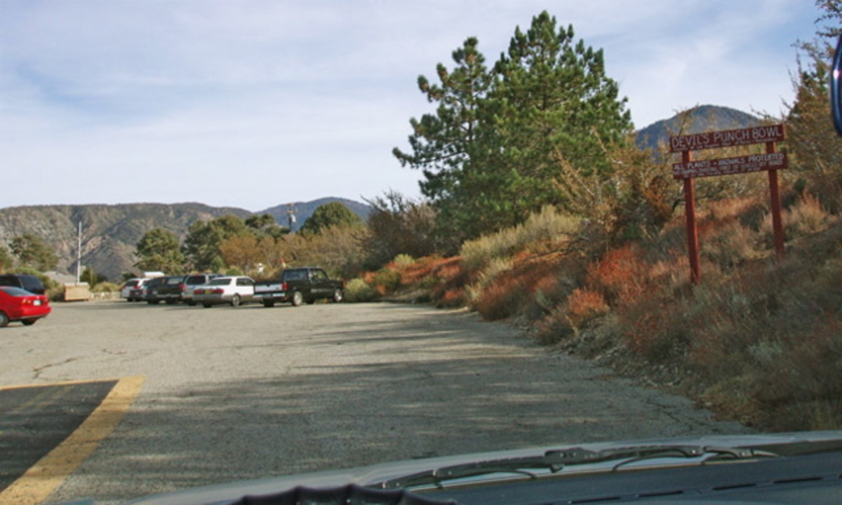 Hiking the Devil's Punchbowl in Los Angeles County SkyAboveUs