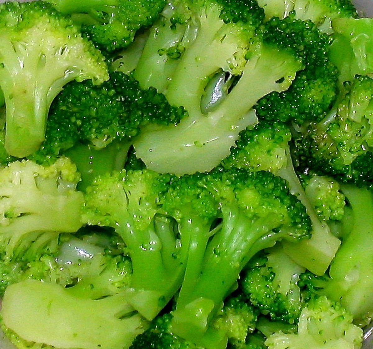 Broccoli A Superfood Vegetable With Great Health Benefits CalorieBee