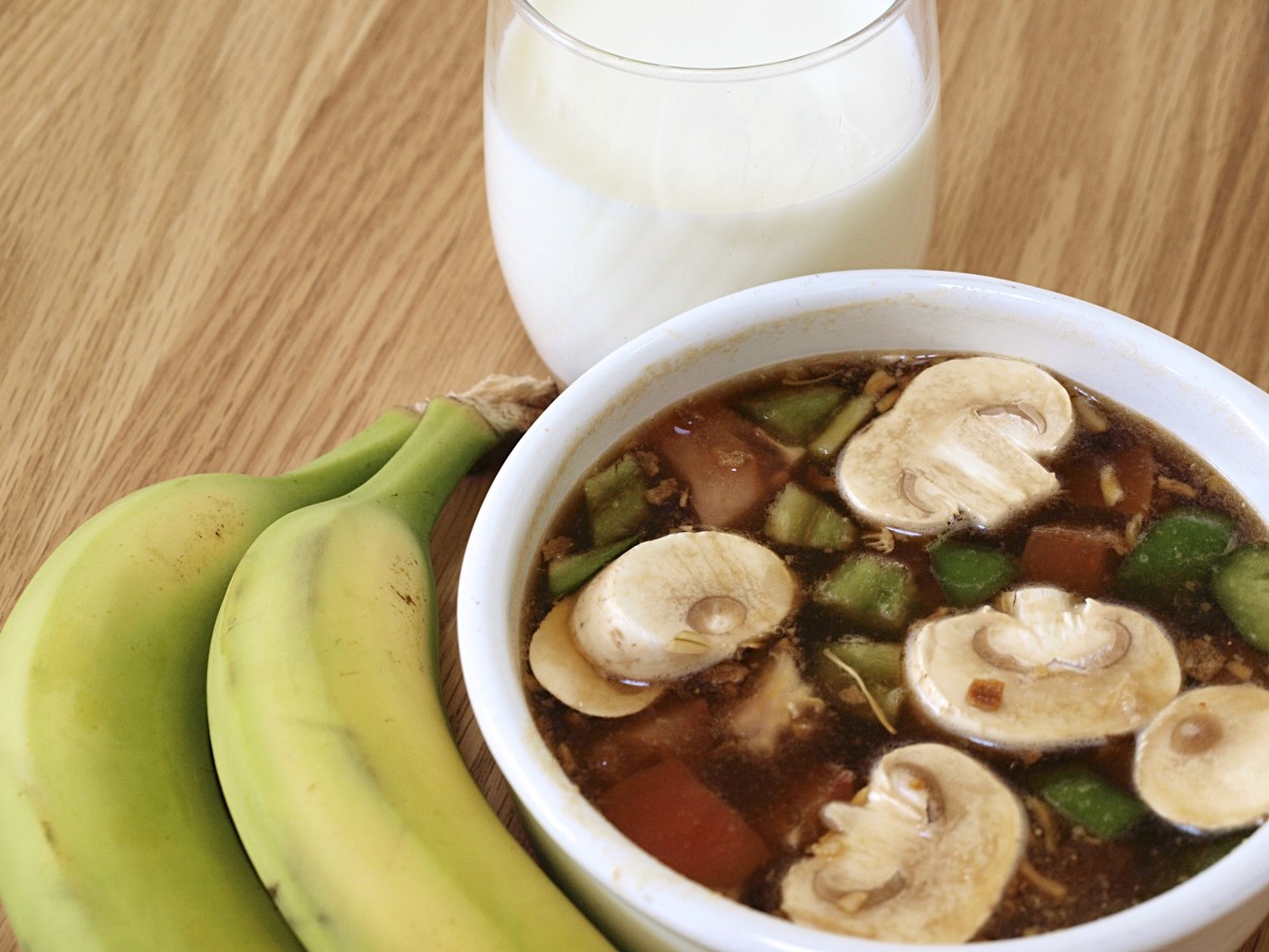 For day four of the GM diet, eat bananas and drink milk and the surprisingly delicious GM Soup.