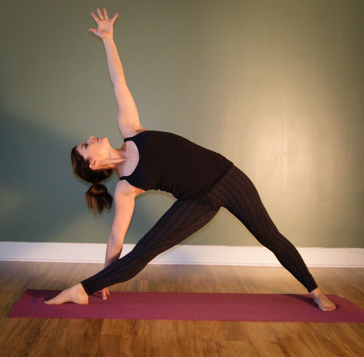 Doing Plank Pose Daily Helps Promote Healthy Aging | Woman's World