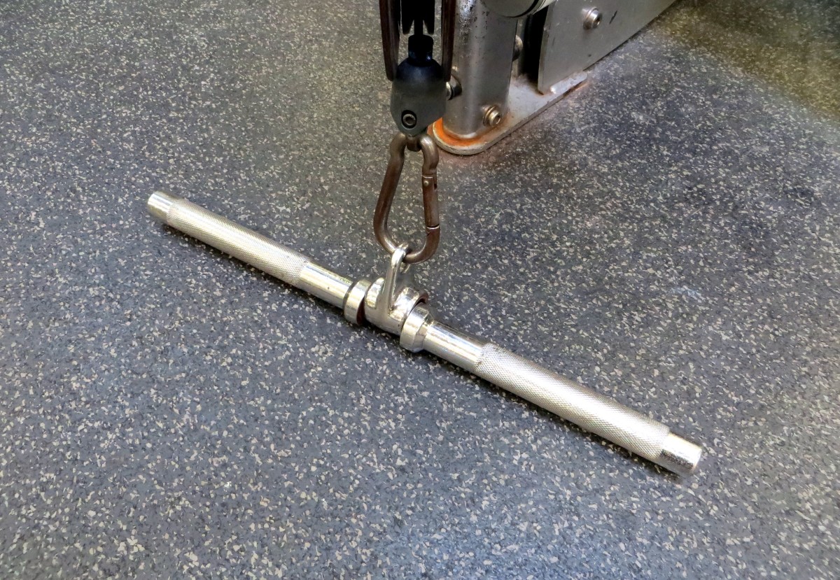 A straight cable bar attachment.