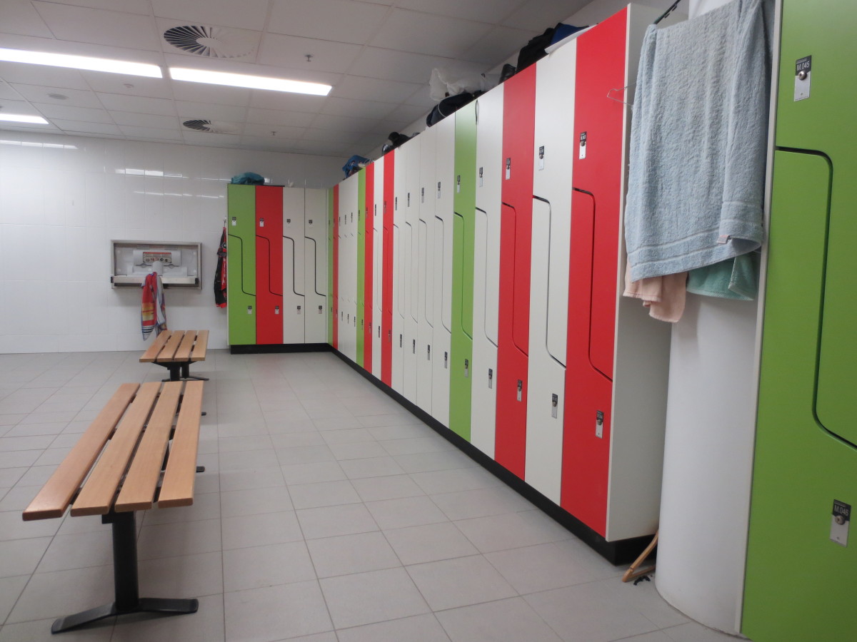 Get acquainted with the locker rooms.