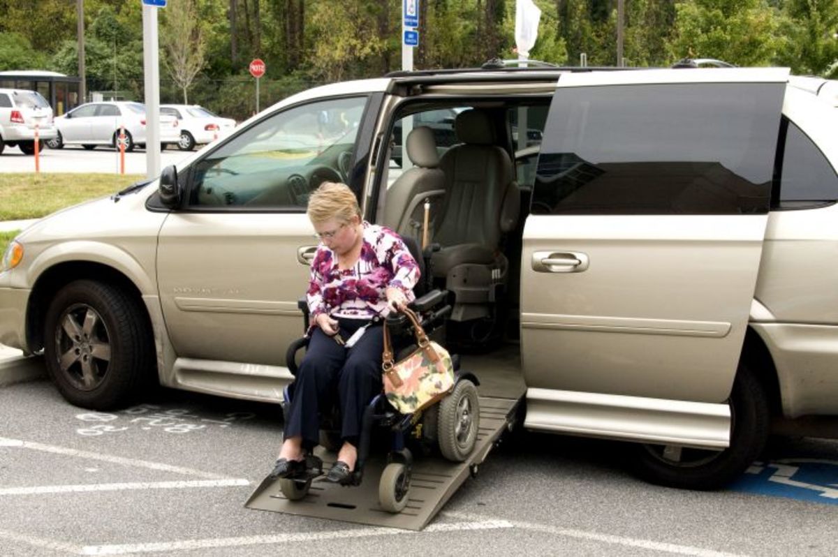 why-nasty-notes-on-the-cars-of-handicapped-parking-violators-are-a-bad-idea