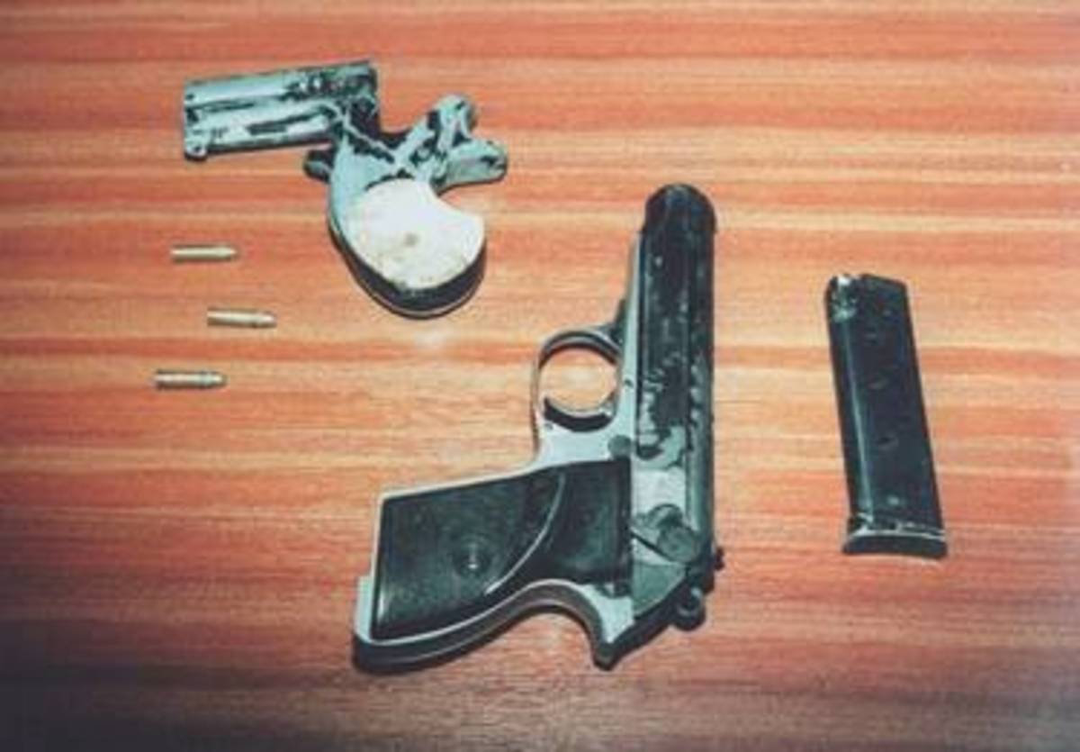 Weapons used in the operation: a Hungarian FEG PA-63 pistol & 2 shot .22LR Derringer.