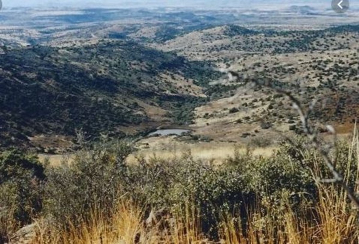 Photograph from the body dump site on Dugas Road, overlooking the Verde Valley.