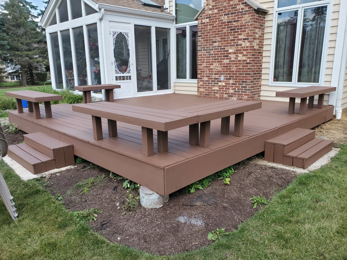 tips-for-applying-solid-deck-stain