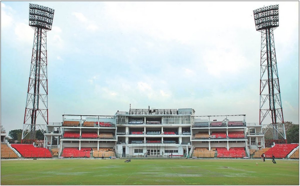 Top 10 Biggest Cricket Stadiums In India HowTheyPlay top-10-biggest-cricket-stadiums-in-india-howtheyplay