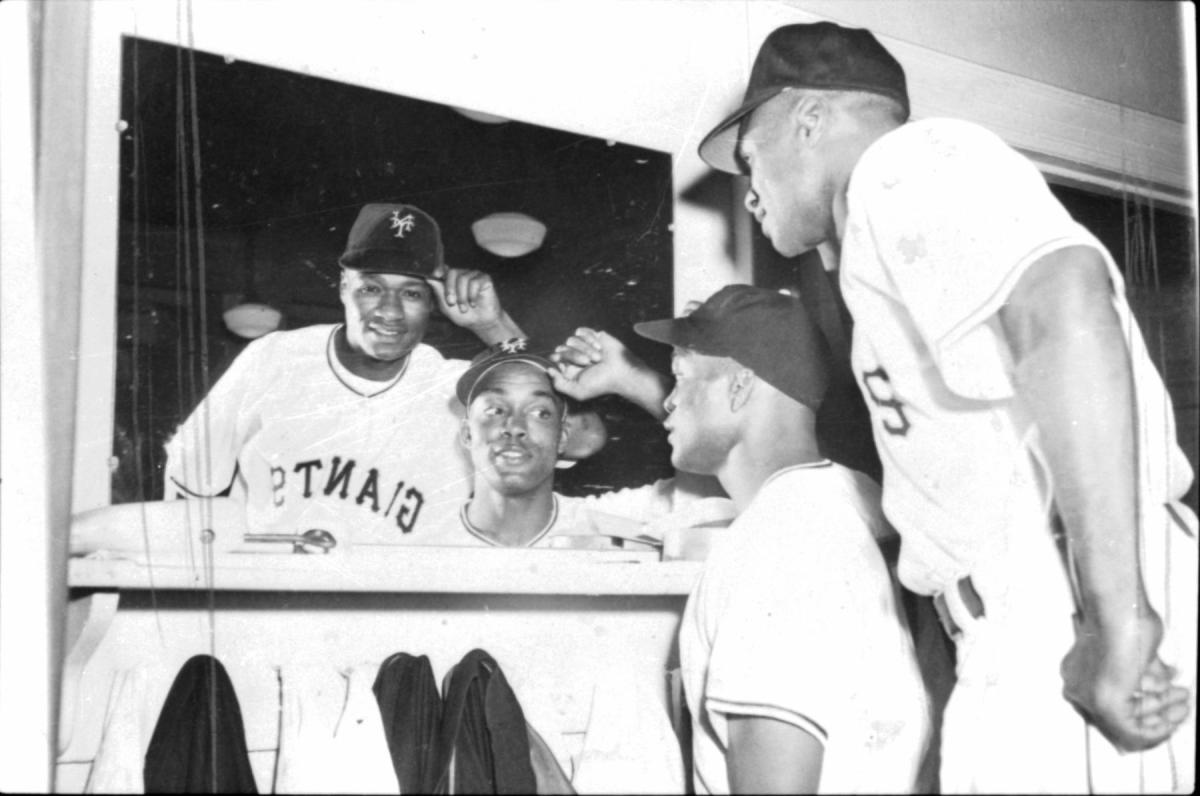 Deep to Right MLB's First AllBlack Outfield HowTheyPlay