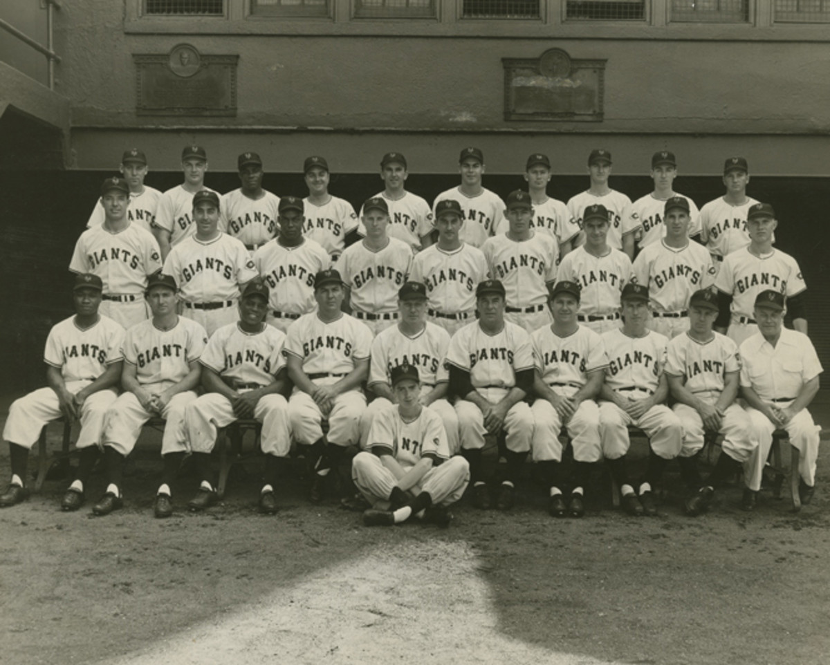 Deep to Right: MLB's First All-Black Outfield - HowTheyPlay