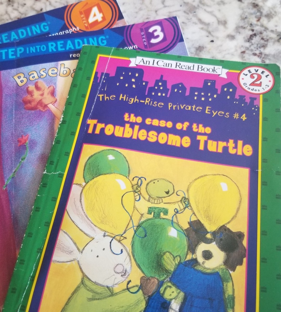 Many books for early readers have reading levels designated on their book covers.