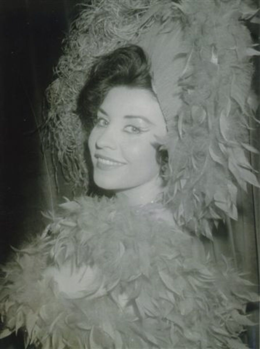 A Biography of the Exceptional Singer Mary Marshall - HubPages