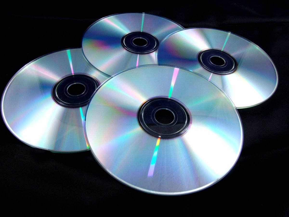 How Long Does a Recordable Cd or Dvd Last?