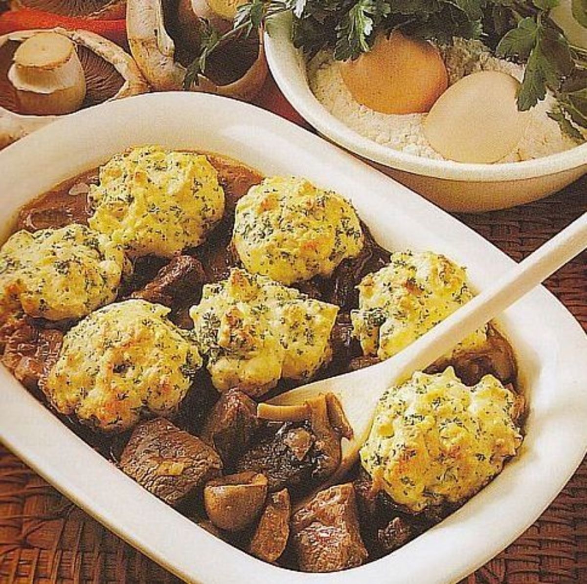 Old Fashioned English Steak and Kidney with Dumplings Casserole HubPages