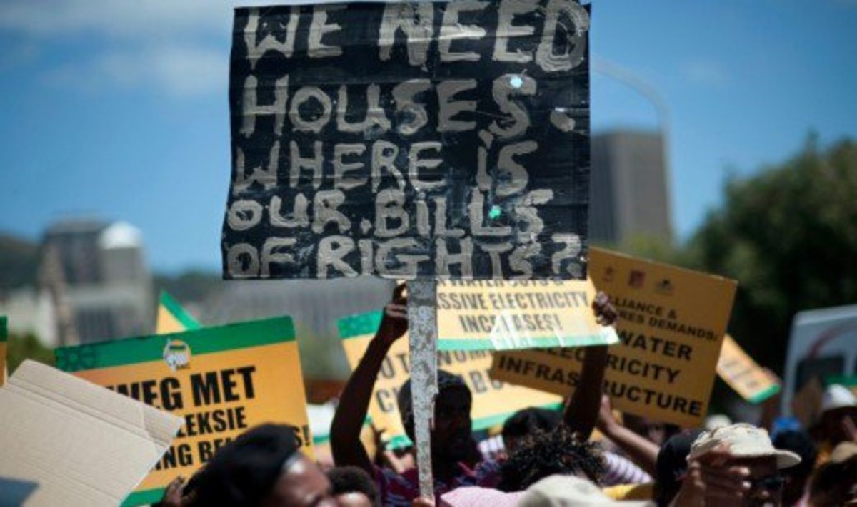 the-world-is-a-ghetto-global-slums-out-sight-and-out-of-mind-yet-still-there