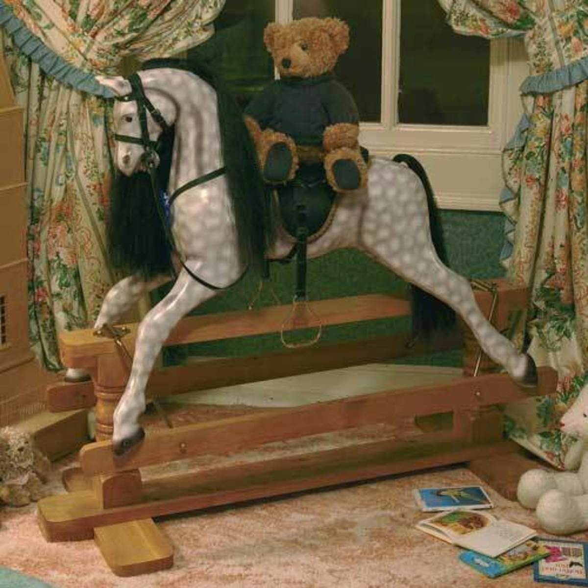 i-want-to-buy-an-antique-rocking-horse