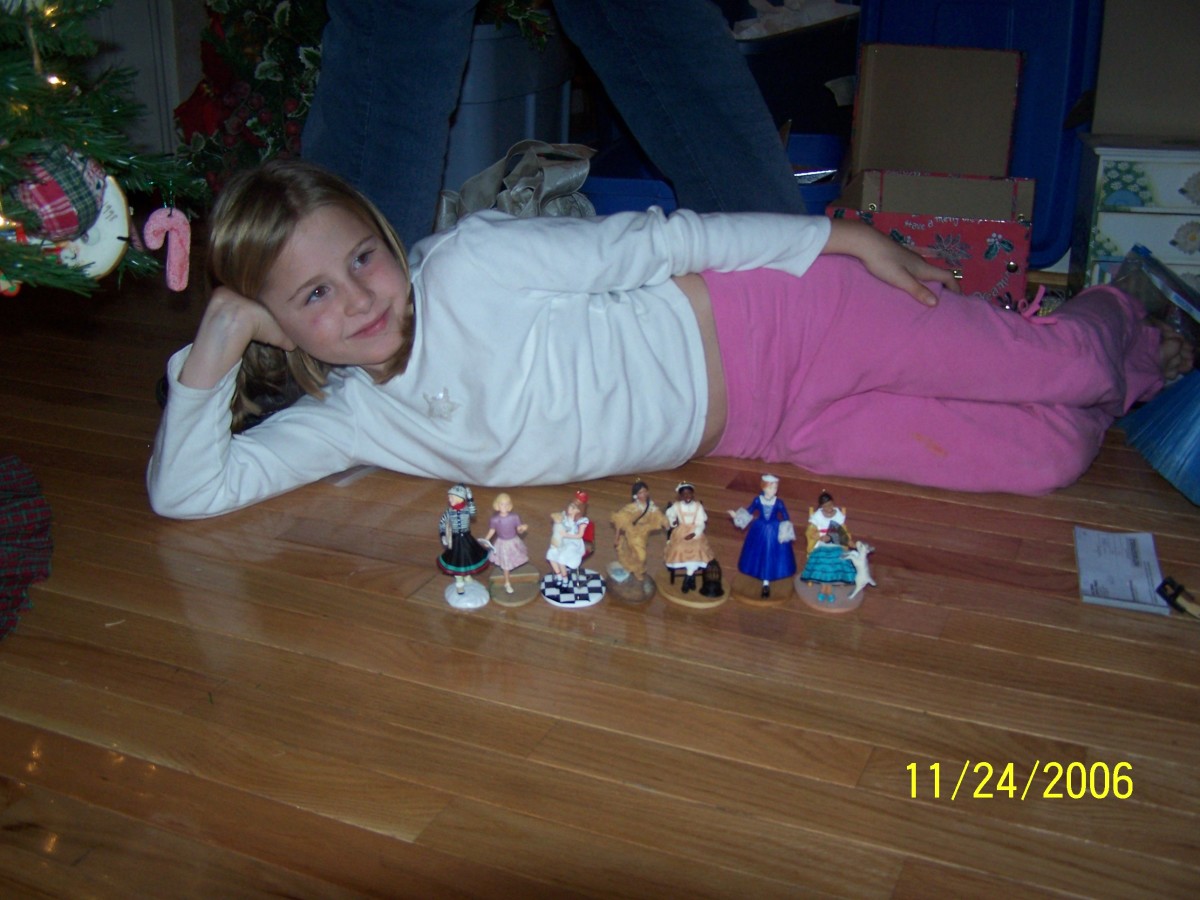 Hallmark American Girl Doll Christmas ornaments::American Girl ornaments