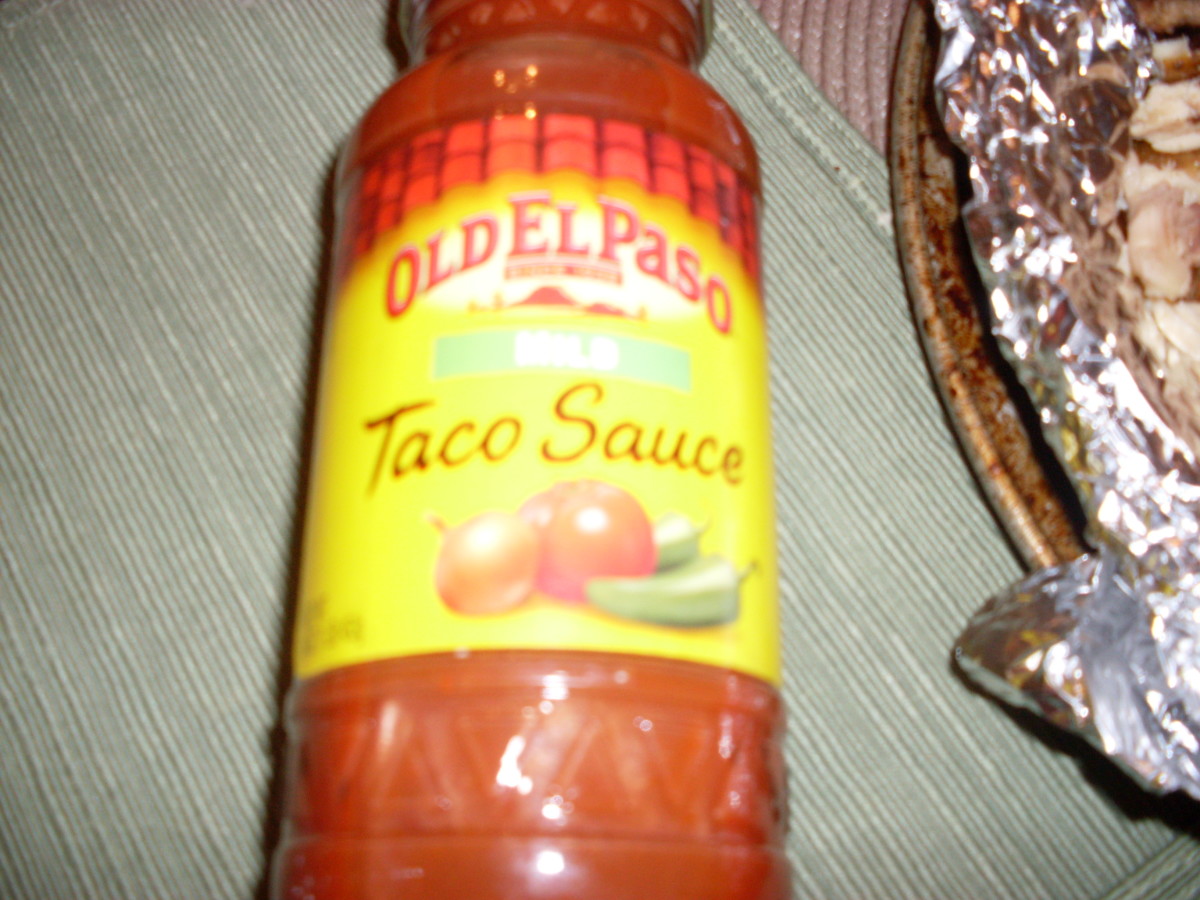 Old El Paso brand taco sauce 