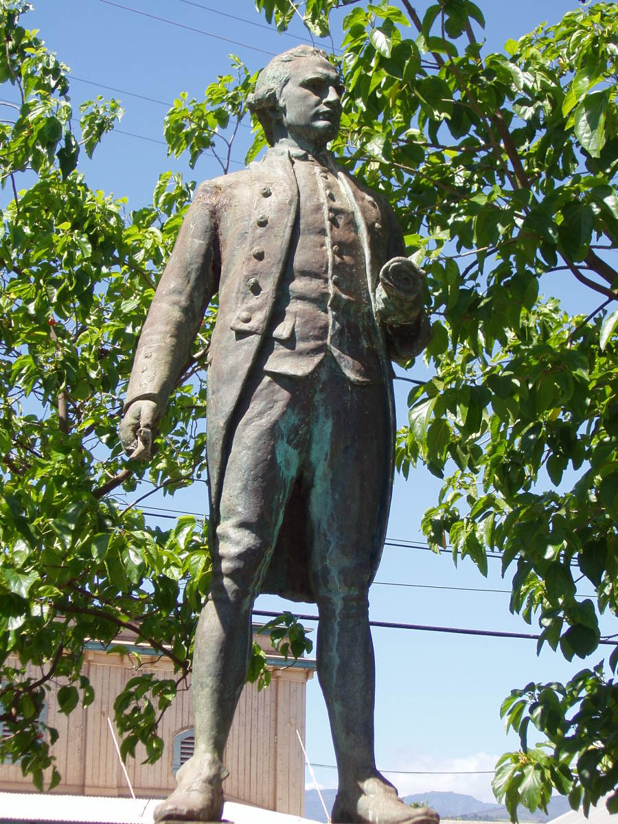 STATUE OF CAPTAIN JAMES COOK