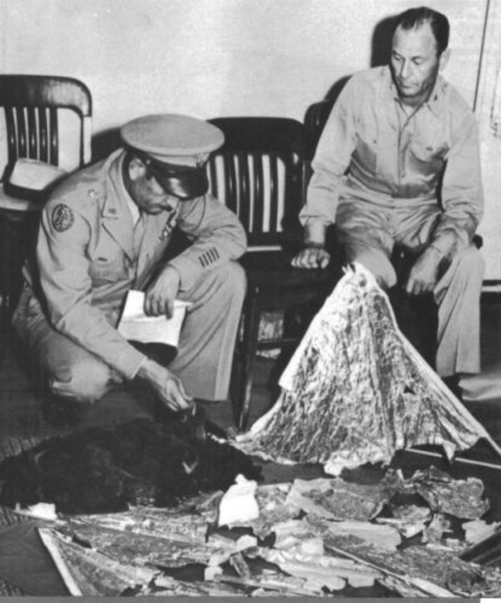 The infamous Roswell Crash picture - July 8th, 1947